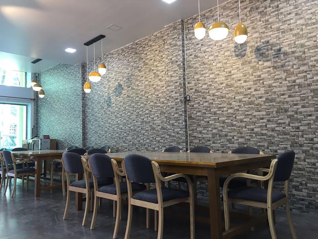 Check In @ Downtown Yangon Hotell Exteriör bild